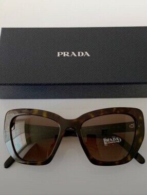 PRADA Tortoiseshell Square Cat-Eye Women's Sunglasses - Brown Lenses